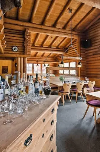 Hotel Ustria Parlatsch Trin