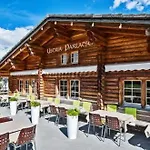 Ustria Parlatsch Hotel 3*