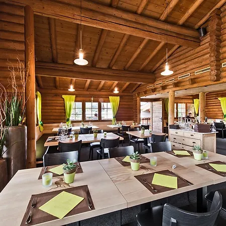 Ustria Parlatsch Trin