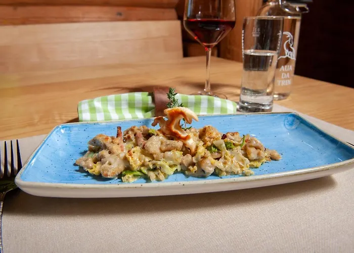 Ustria Parlatsch Otel 3*