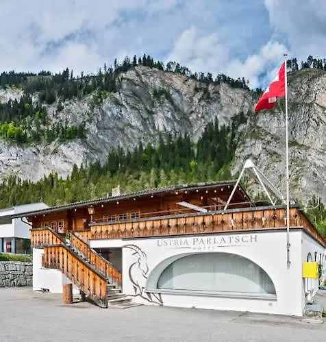 Ustria Parlatsch Otel 3*