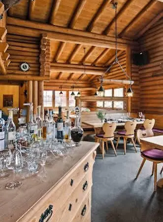 Hotel Ustria Parlatsch Trin